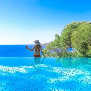 https://la-farigoule-saint-raphael.fr-provencehotel.com