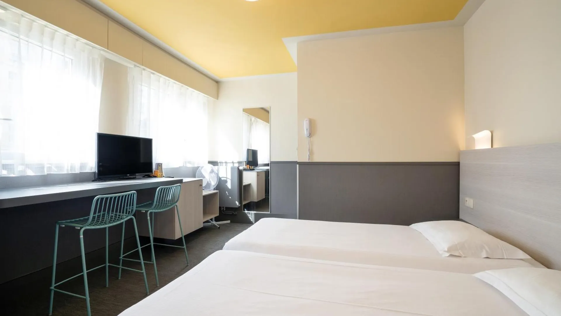 Fiap Paris Hostel